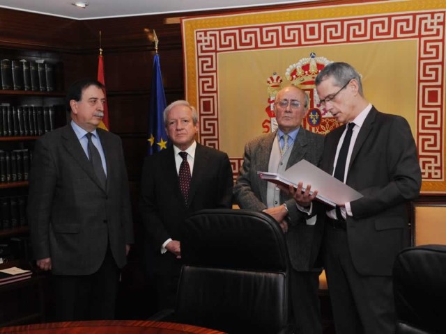 Toma de posesión del Presidente y del Vicepresidente del Tribunal Constitucional.