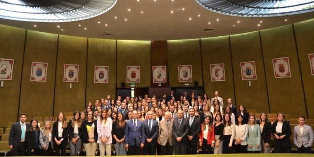 La 58ª Promoción de la Carrera Fiscal visita el Tribunal Constitucional