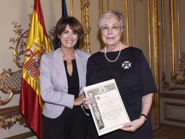 La Vicepresidenta del TC, distinguida con la Cruz de Honor de la Orden de San Raimundo de Peñafort