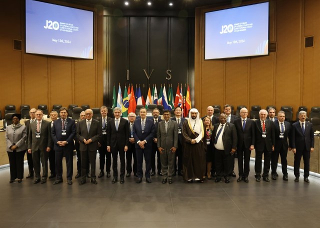 El Presidente del TC asiste a la Cumbre de Presidentes de Cortes Supremas y Constitucionales del G-20 en Río de Janeiro