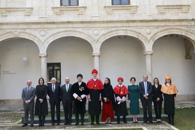 El Presidente del TC asiste a la investidura de SM el Rey como Doctor Honoris Causa por la Universidad de Alcalá