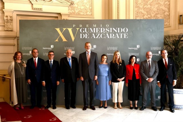 El Presidente del TC asiste al XV Premio Gumersindo de Azcárate, presidido por SM el Rey
