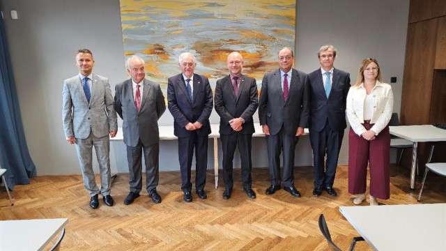 Visita institucional al Tribunal Supremo de la República Checa