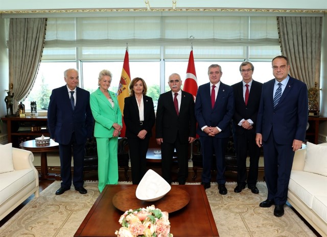 Encuentro bilateral entre el Tribunal Constitucional de España y el Tribunal Constitucional de Turquía en Ankara