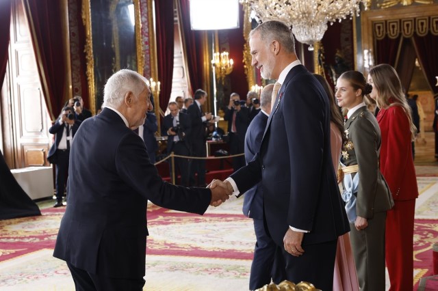 El Presidente y los magistrados del TC asisten a la celebración de la Fiesta Nacional