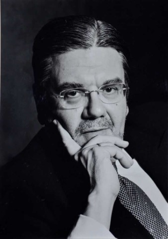 Jorge Rodríguez-Zapata Pérez, Magistrado del Tribunal Constitucional [Fotografía, retrato. Papel] - Ana Torralva Forero