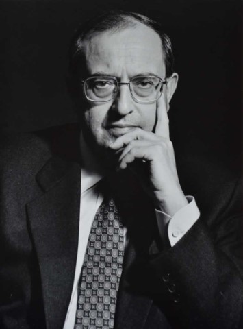 Guillermo Jiménez Sánchez, Magistrado del Tribunal Constitucional [Fotografía, retrato. Papel] - Ana Torralva Forero