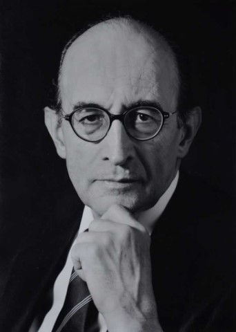 Roberto García-Calvo y Montiel, Magistrado del Tribunal Constitucional [Fotografía, retrato. Papel] - Ana Torralva Forero
