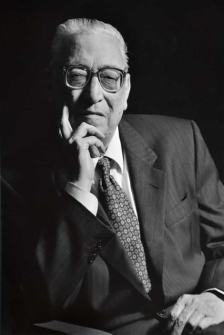 Eugenio Díaz Eimil, Magistrado del Tribunal Constitucional [Fotografía, retrato. Papel] - Ana Torralva Forero