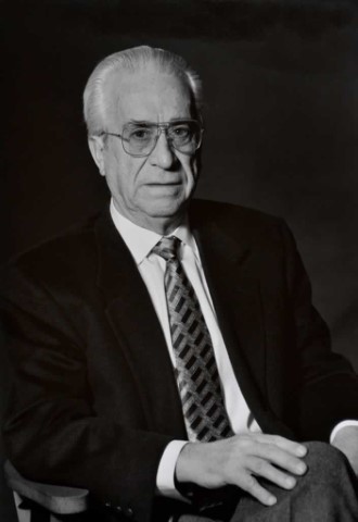 Carlos de la Vega Benayas, Magistrado del Tribunal Constitucional [Fotografía, retrato. Papel] - Ana Torralva Forero